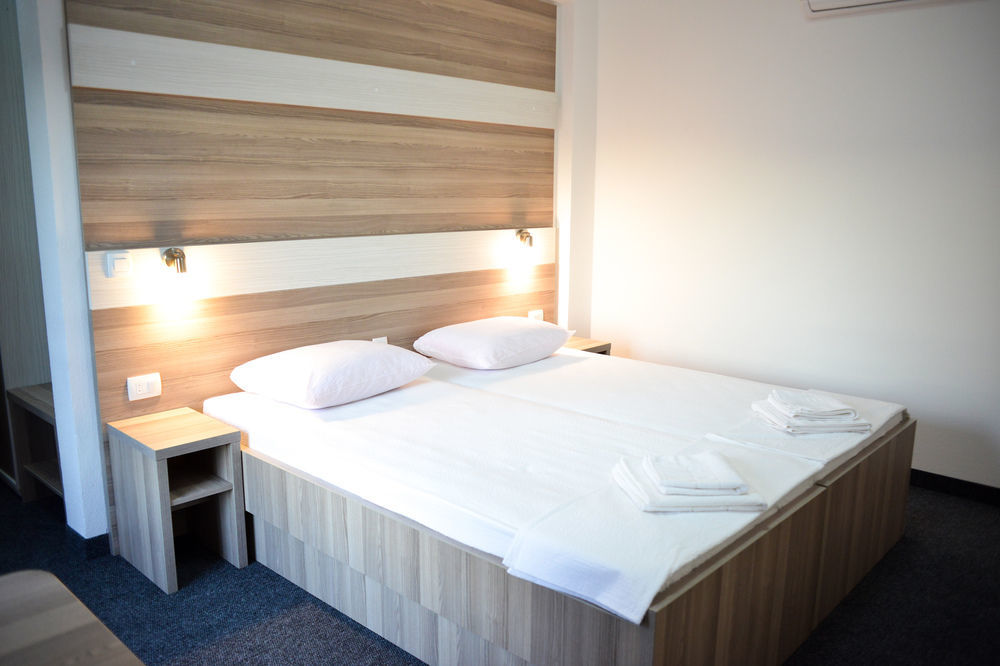 Hotel Rivero A&S Mostar Buitenkant foto